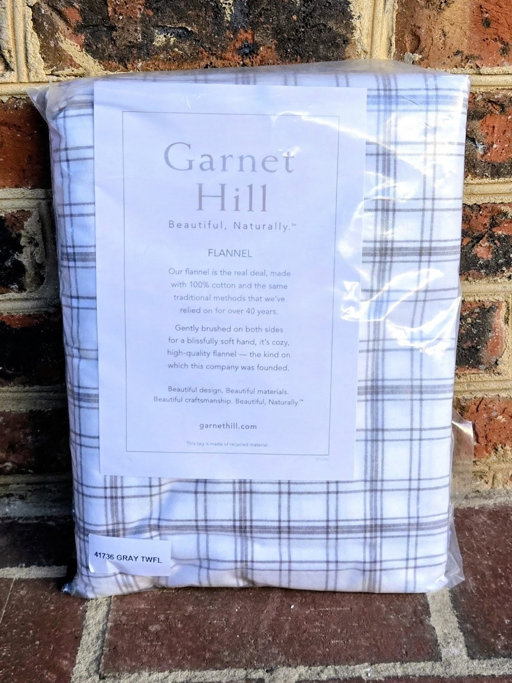 Garnet Hill Flannel Twin Flat Sheet - Gray Plaid